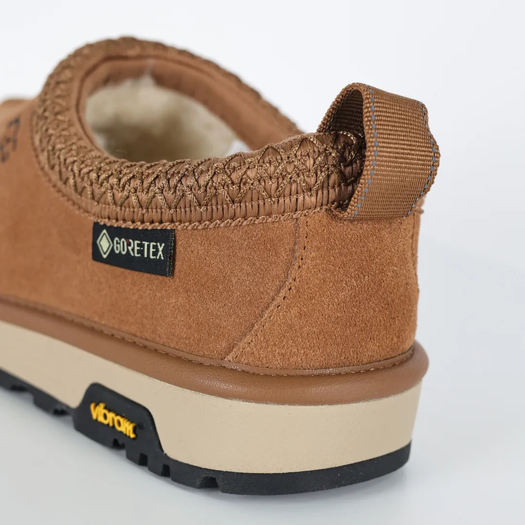 Copywriting price 💰580 Core recommendation Good price Platform foreign trade exclusive UGG Tasman GTX winter neutral snow shoes 1172790 Produced by ten-year-old brand shoemaking foundry production line Pay attention to every detail Longfeng A-grade genuine sheep fur integrated fully follow the ZP process process Size: 35 36 37 38 39 40 41 42 43 44 45